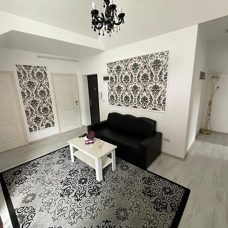 Sara Apartament 卢戈日 外观 照片
